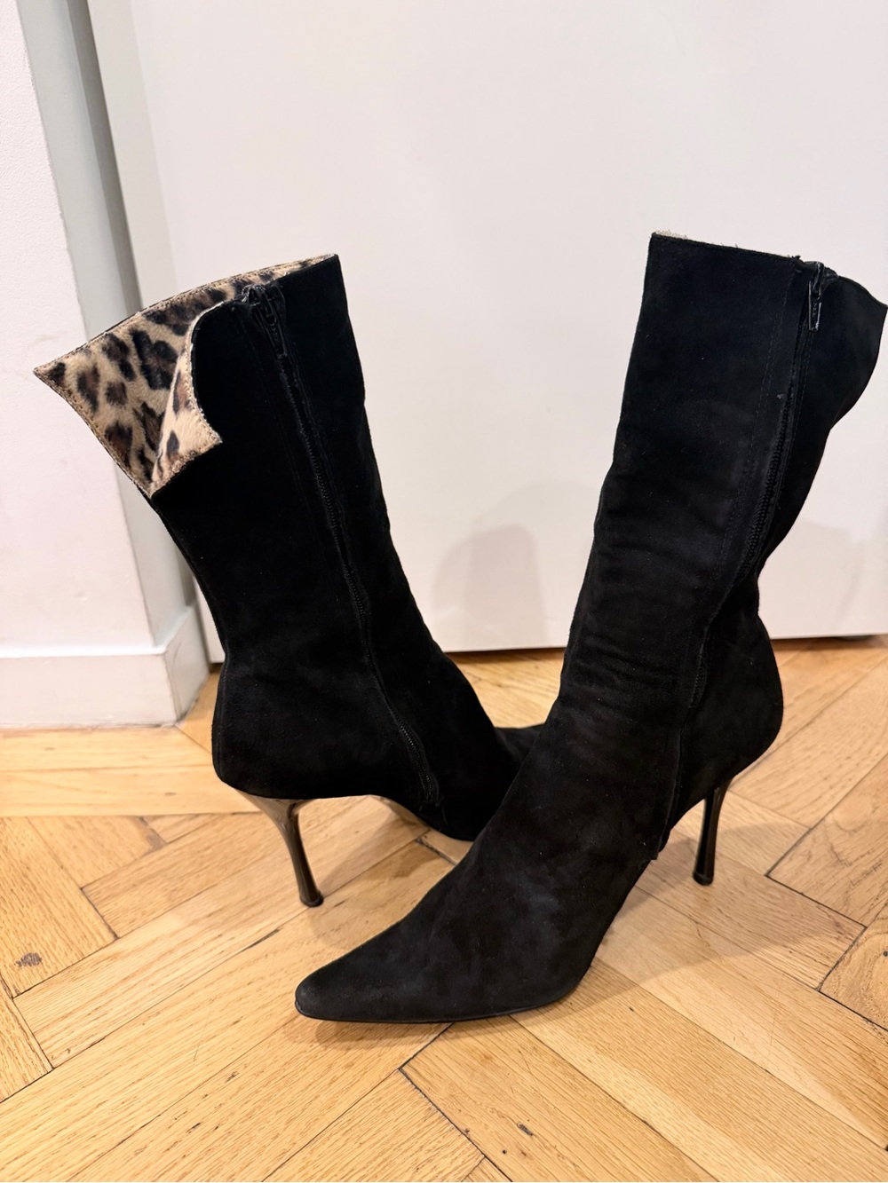 Dollhouse Black Suede Leopard Lined Knee High Boots Size 10